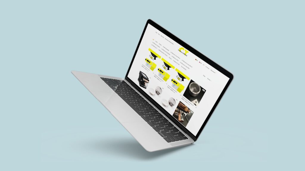 Laptop mit dem neuen Grafikus-Coffeetec-Webshop